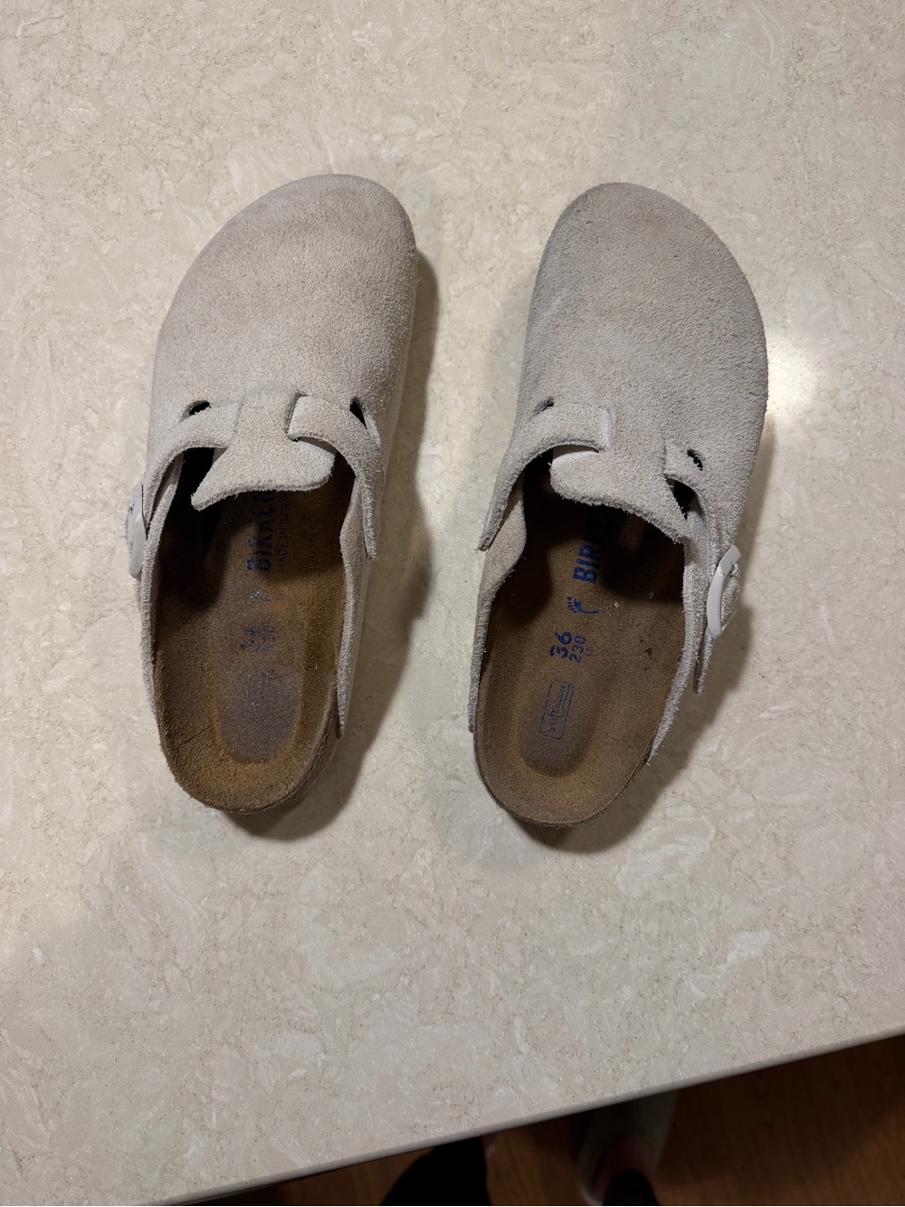 Birkenstock Kids Suede Clogs in Light Beige